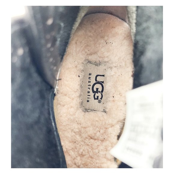 UGG Gray Ankle Boots Suede Minimalist Design - Picture 9 of 13